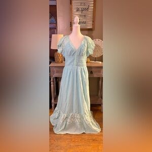 NWT Anna-Kaci Maxi Dress